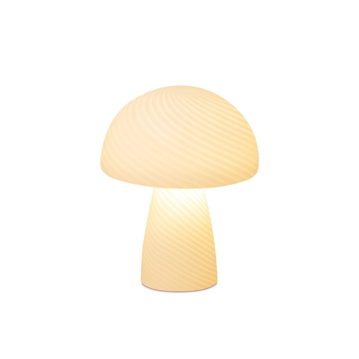 Lámpara de mesa blanca encendida con forma de seta y acabado estriado.