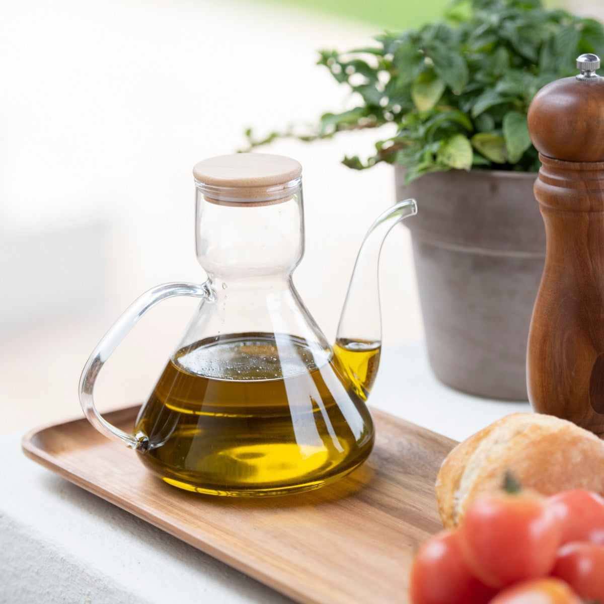 Aceitera de cocina clásica cristal y bambú